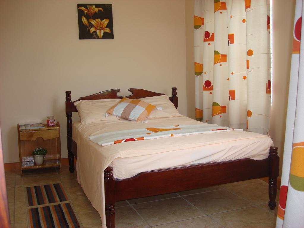 קסטריס Bayside Villa St. Lucia חדר תמונה